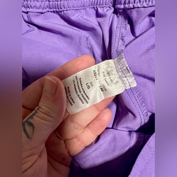 NWOT Bright Lavender Purple ADAR Scrub Set - Picture 11 of 12